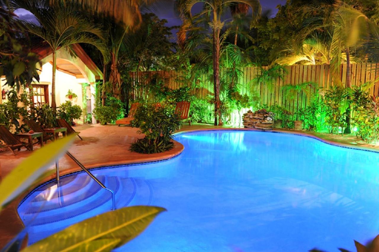 The Palms Oceanfront Suites San Pedro  Exteriör bild