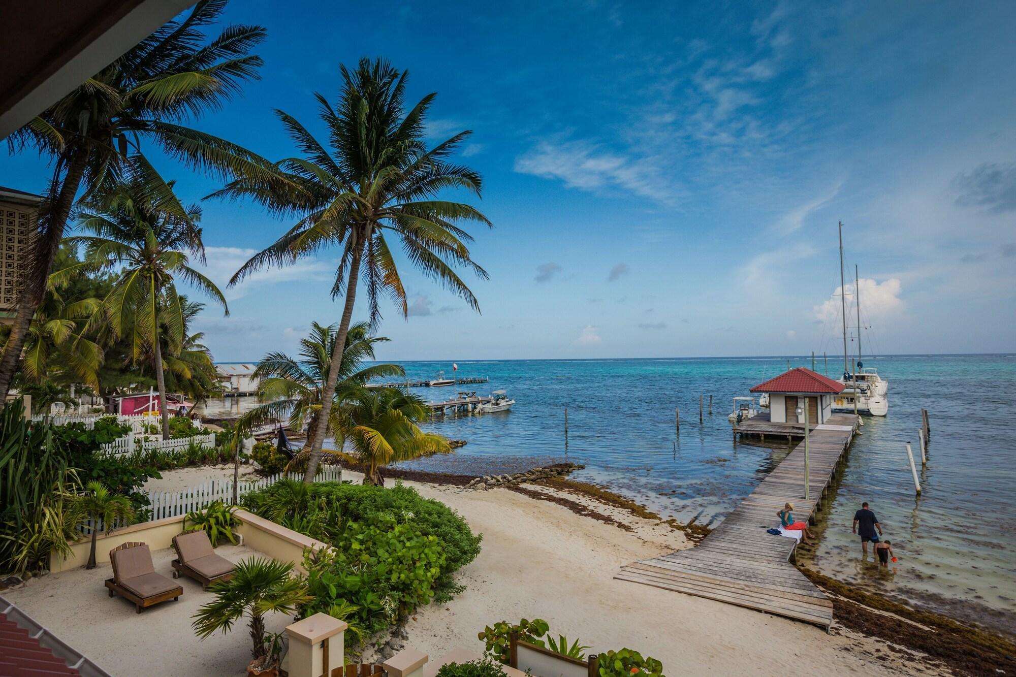 The Palms Oceanfront Suites San Pedro  Exteriör bild