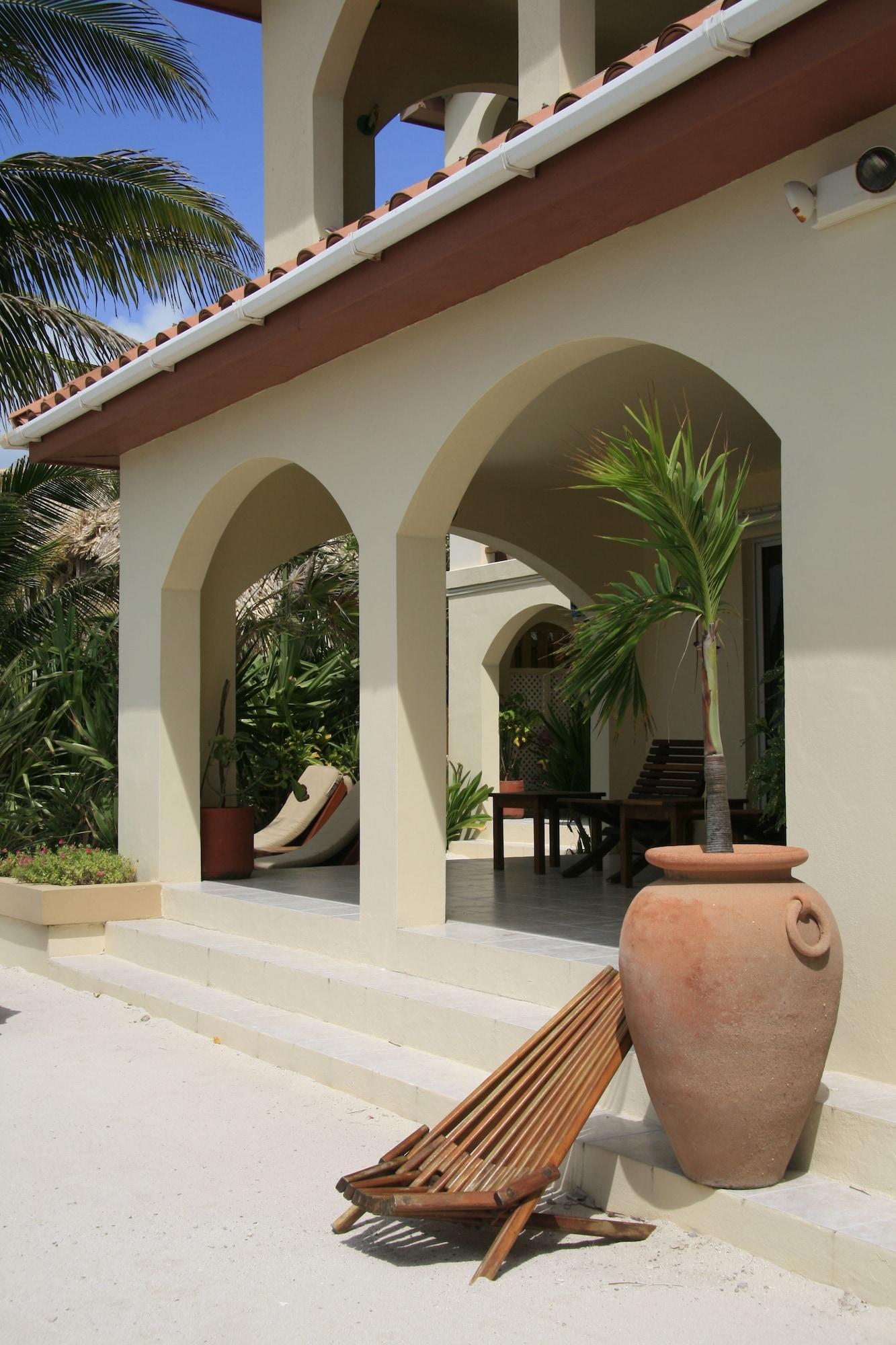 The Palms Oceanfront Suites San Pedro  Exteriör bild